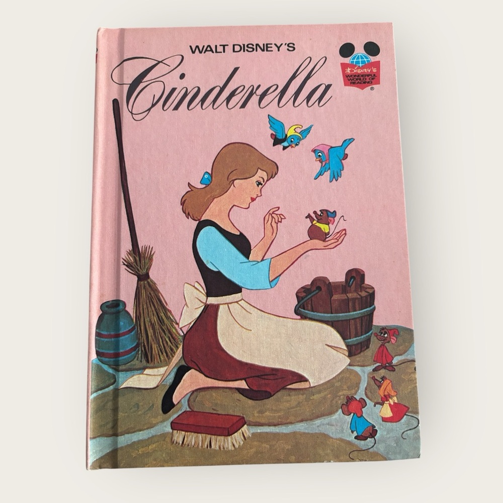 Walt Disney’s Cinderella Storybook